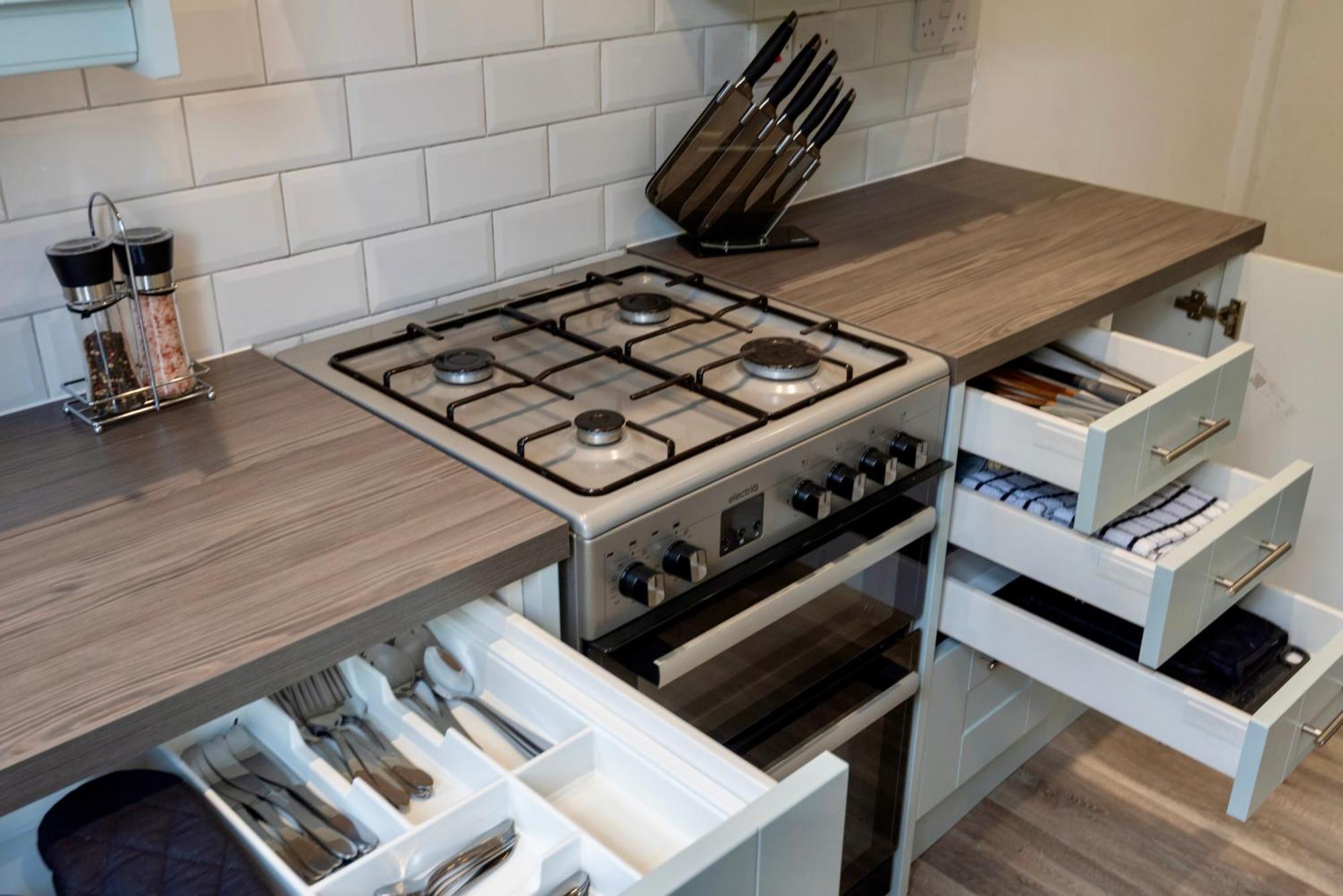 Double Room In Refurbished 5 Bed Home With Wifi And Tv BW Room 4 Solihull Exterior photo