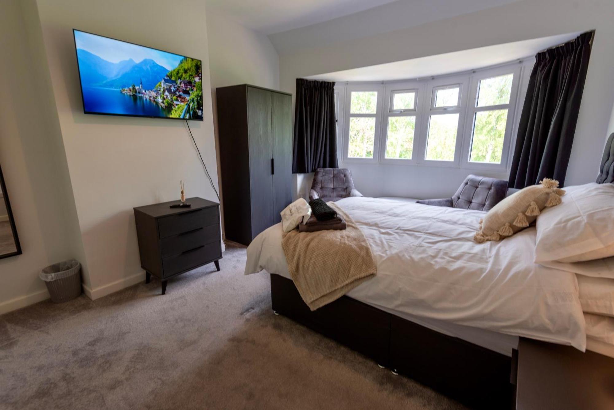 Double Room In Refurbished 5 Bed Home With Wifi And Tv BW Room 4 Solihull Exterior photo